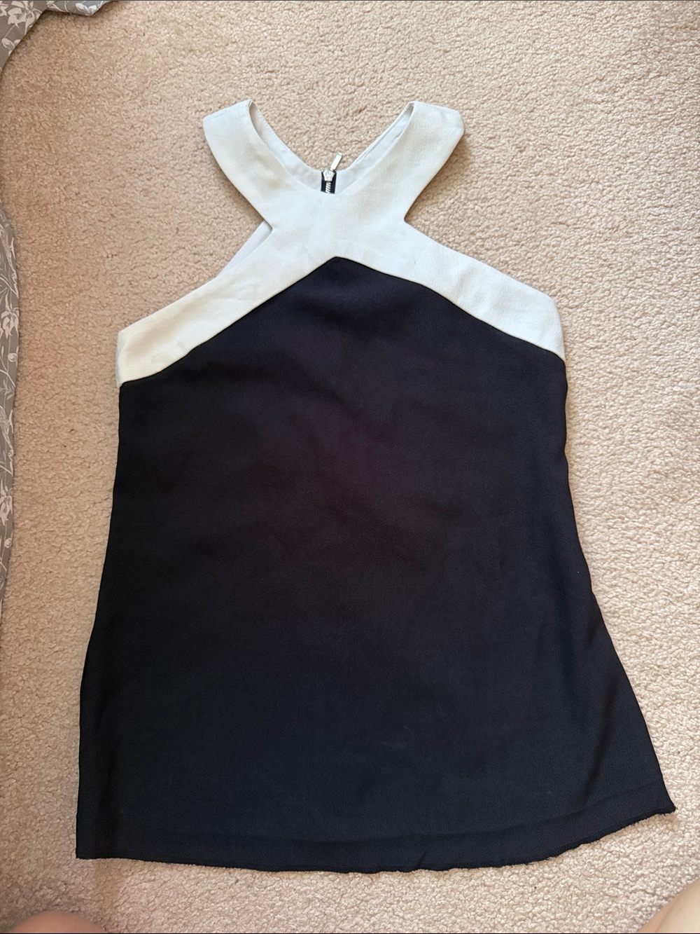 Sleeveless Black and White Cross-Neck Tank Top